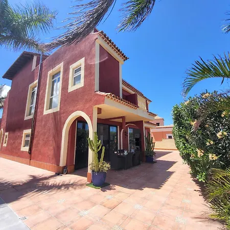 Casa Viera *