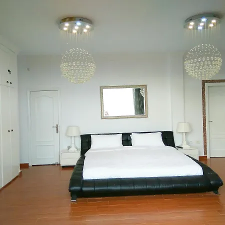 Casa Viera Бусанада