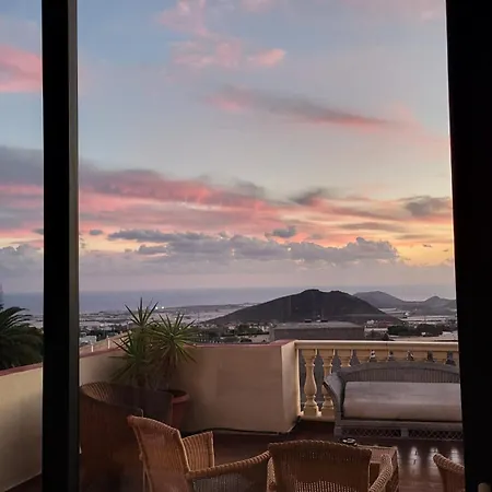 Casa Viera * Бусанада