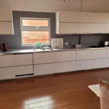 Casa Viera Бусанада